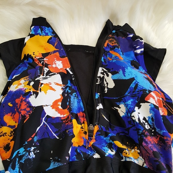 Ocean Wonder Zip Front Maillot One Piece Swimsuit - Picture 5 of 8